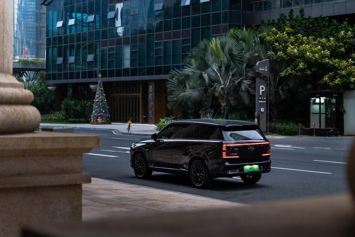 最好的SUV？编辑部吵翻了！米乐m6登录入口谁是50万内(图4)